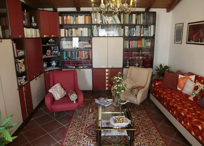 Il Nido Del Gufo فندق مبيت وإفطار Vezzi Portio